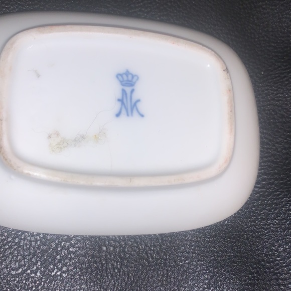 Antique Perfect lil trinket dish - Germany - Picture 5 of 6